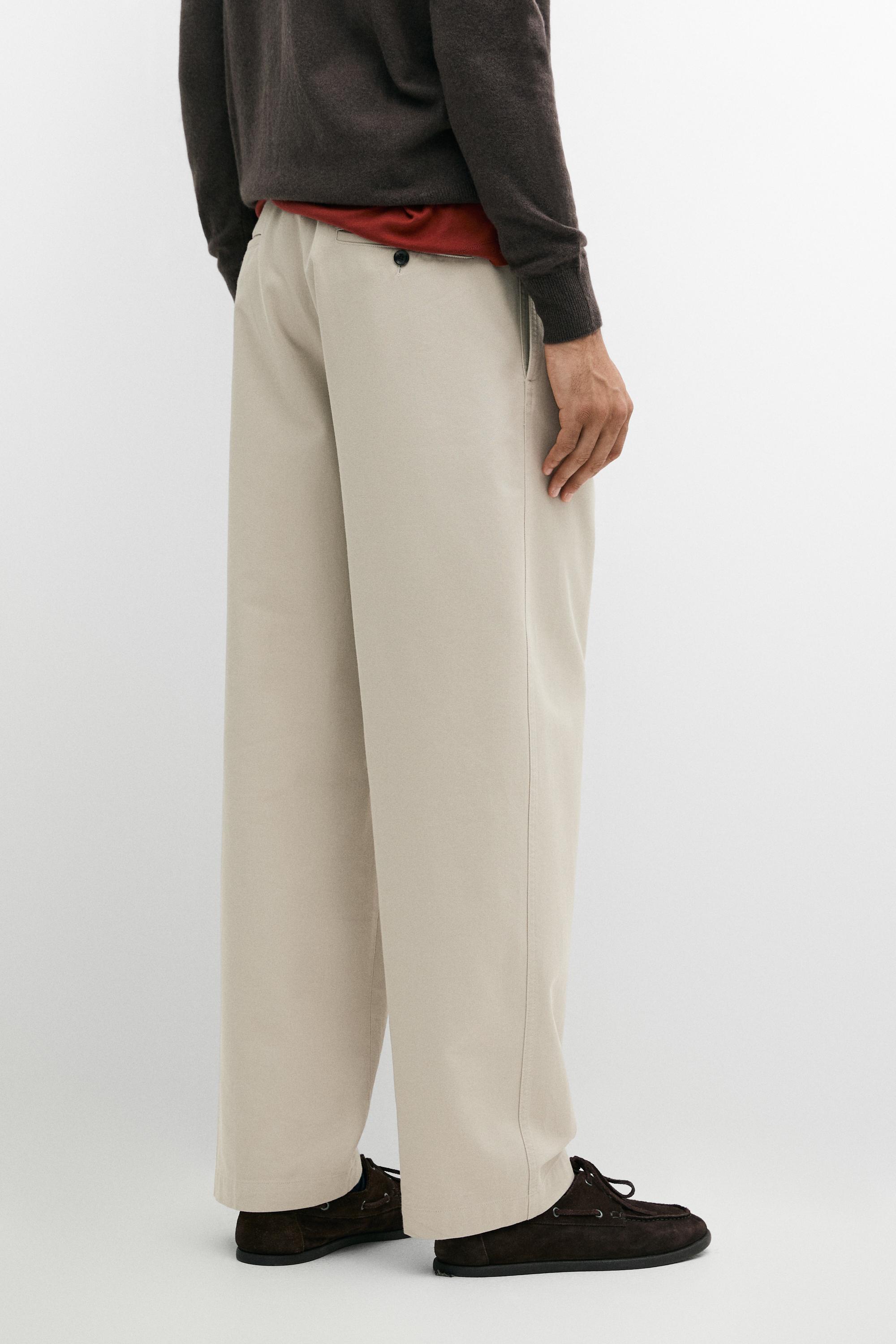 Pleated barrel fit pants